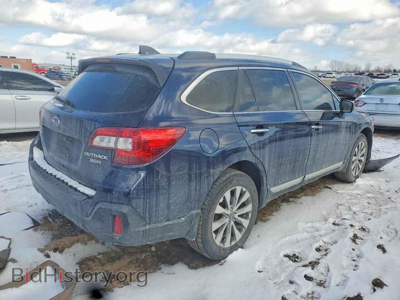 2018 SUBARU OUTBACK - VIN: 4S4BSETC4J3324618 - Фото 3