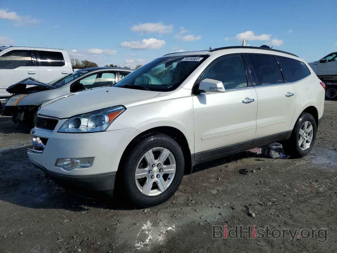 Photo 1GNKRGED7BJ288994 - CHEVROLET TRAVERSE 2011