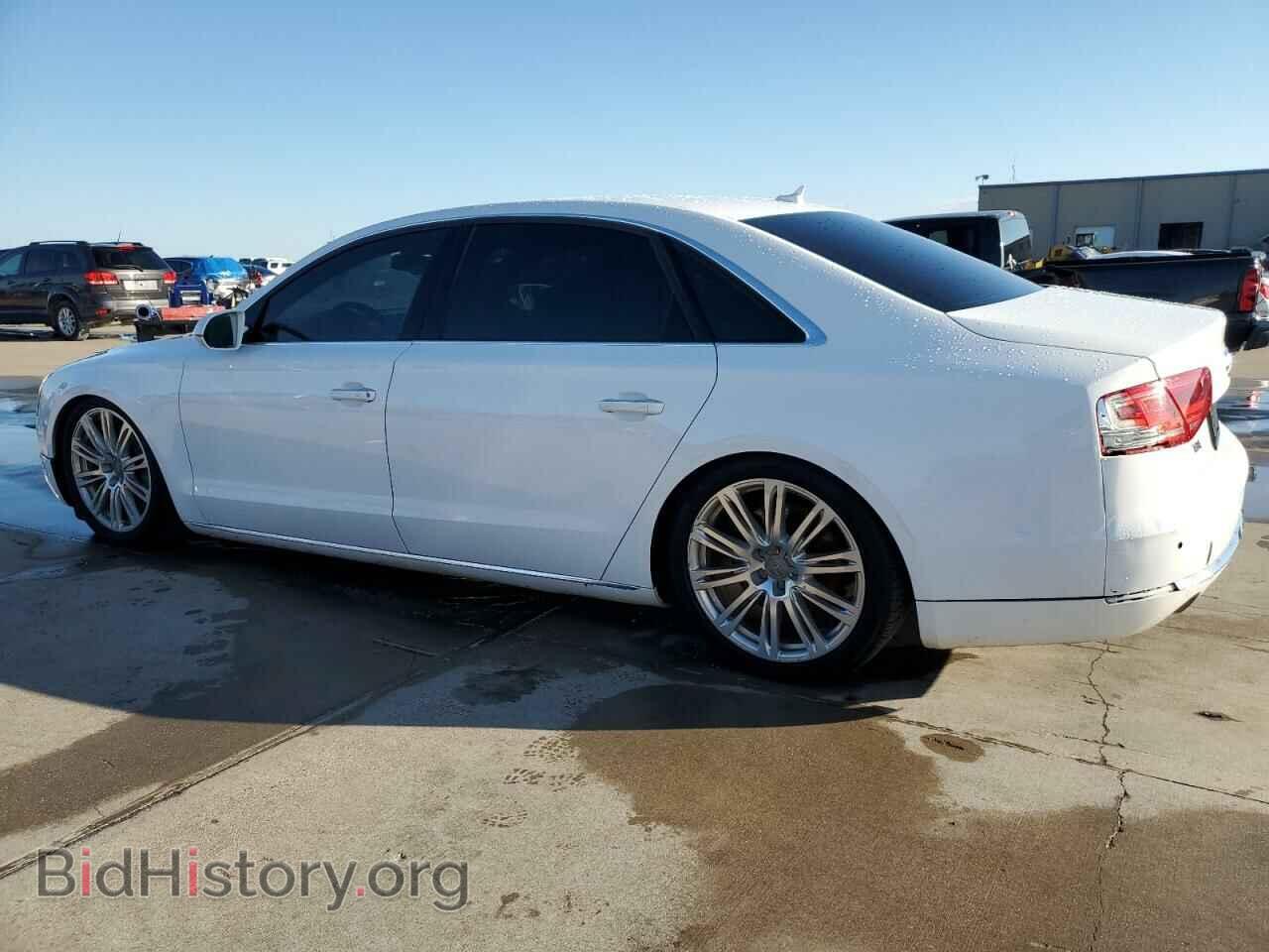 2011 AUDI A8 - VIN: WAURVAFD6BN019955 - Photo 2