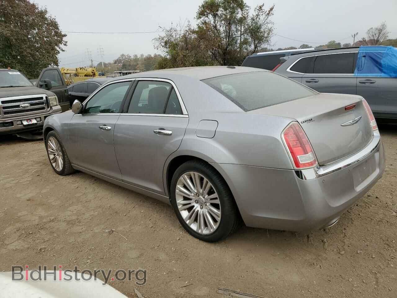 2011 CHRYSLER 300 - VIN: 2C3CA5CG9BH525321 - Фото 2