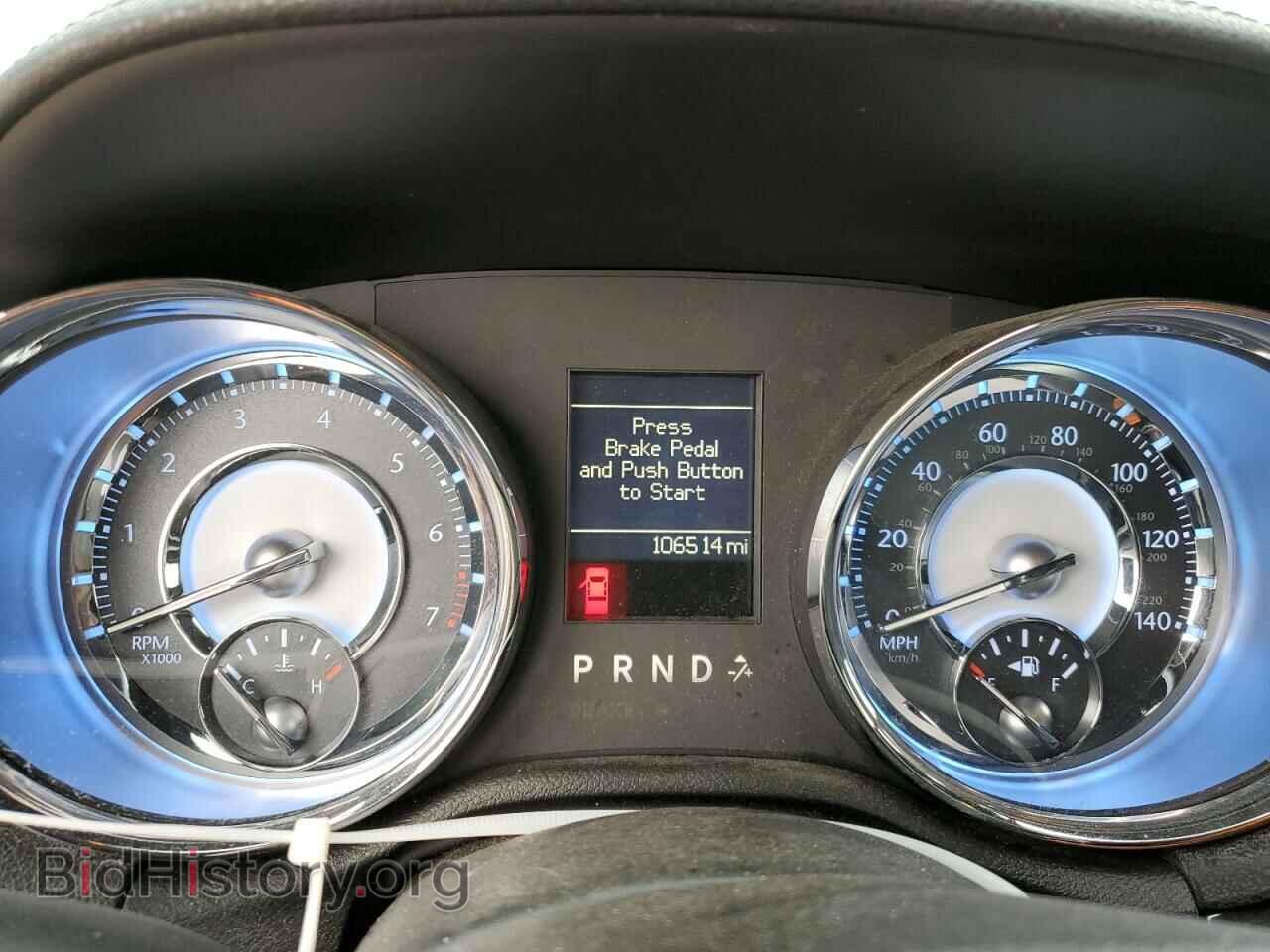2011 CHRYSLER 300 - VIN: 2C3CA5CG9BH525321 - Фото 9