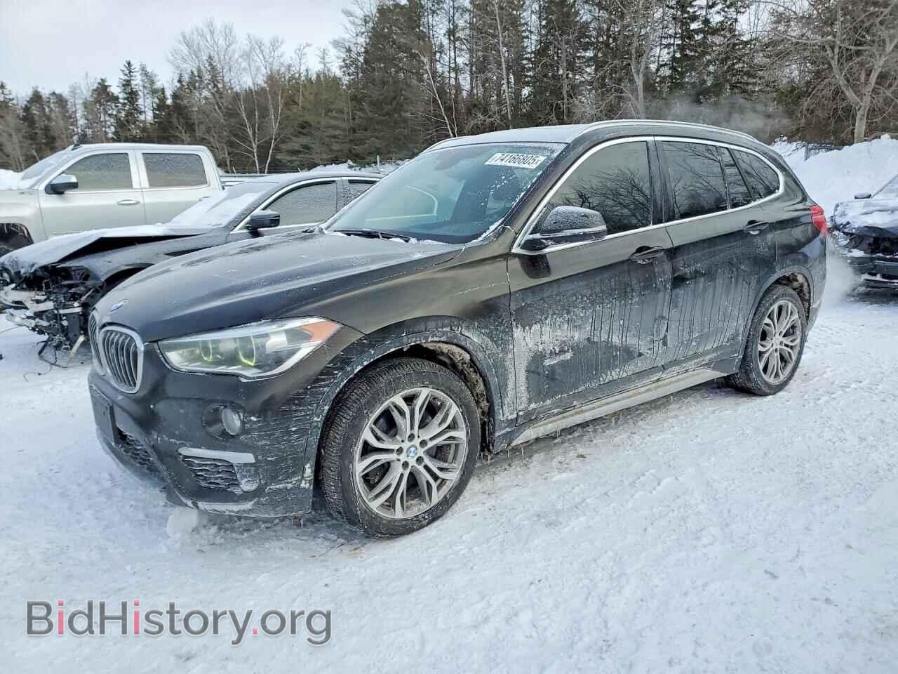 Фотография WBXHT3C32H5F84665 - BMW X1 2017