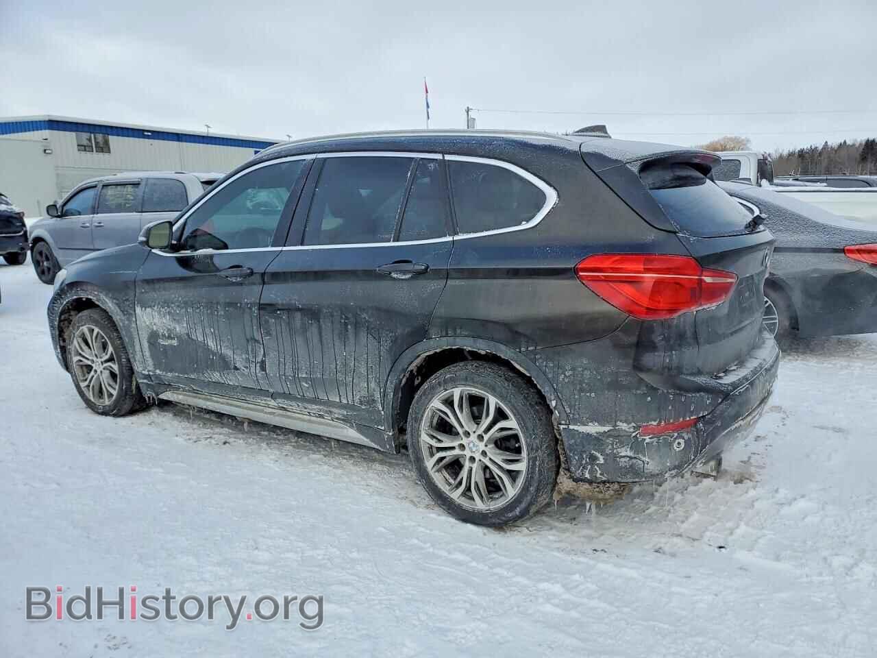 2017 BMW X1 - VIN: WBXHT3C32H5F84665 - Фото 2