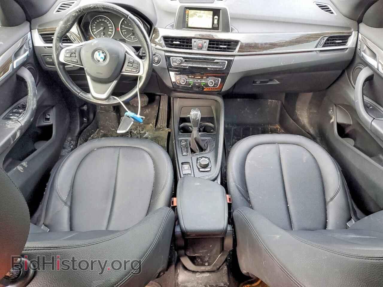 2017 BMW X1 - VIN: WBXHT3C32H5F84665 - Фото 8