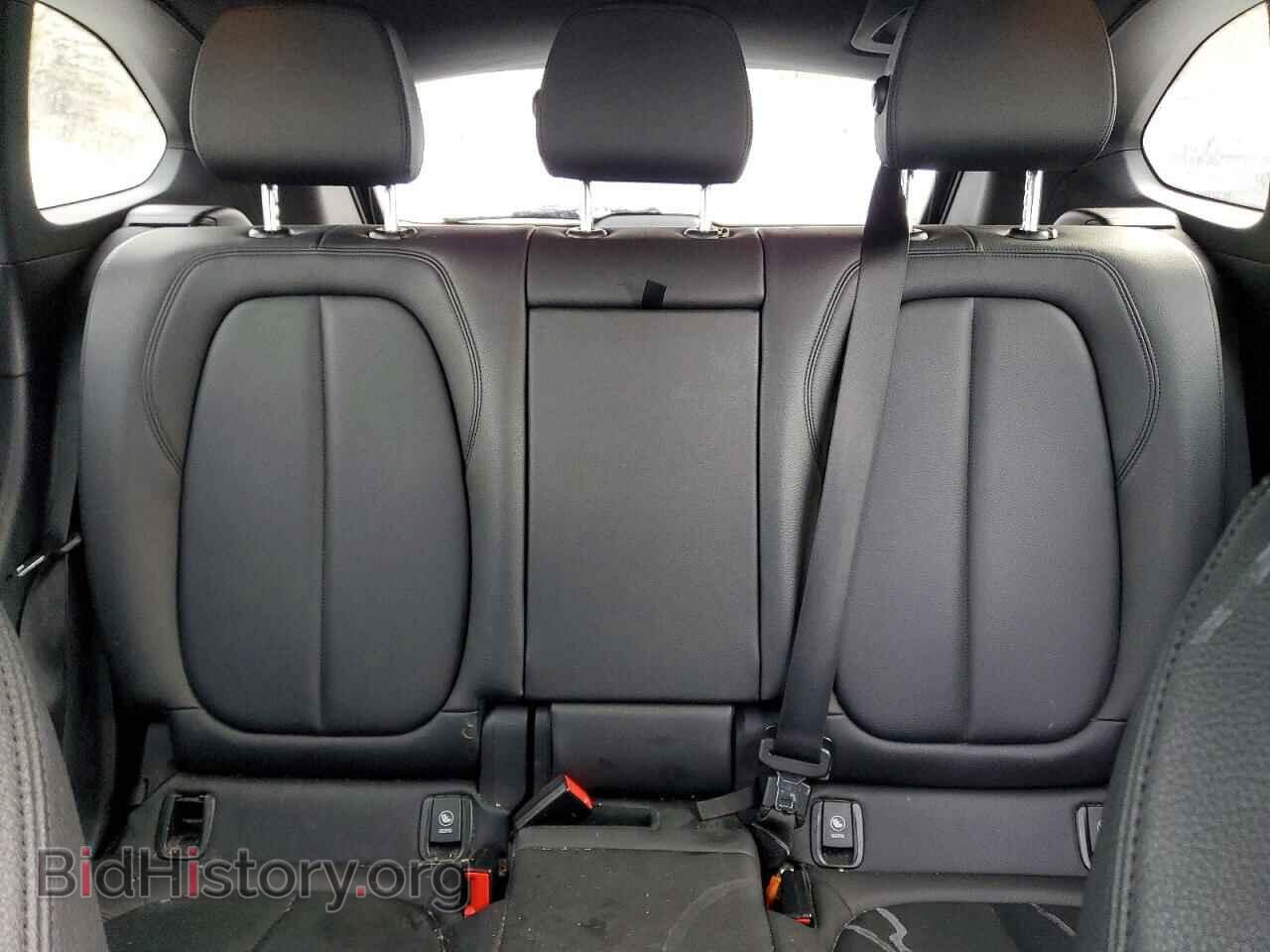 2017 BMW X1 - VIN: WBXHT3C32H5F84665 - Фото 10