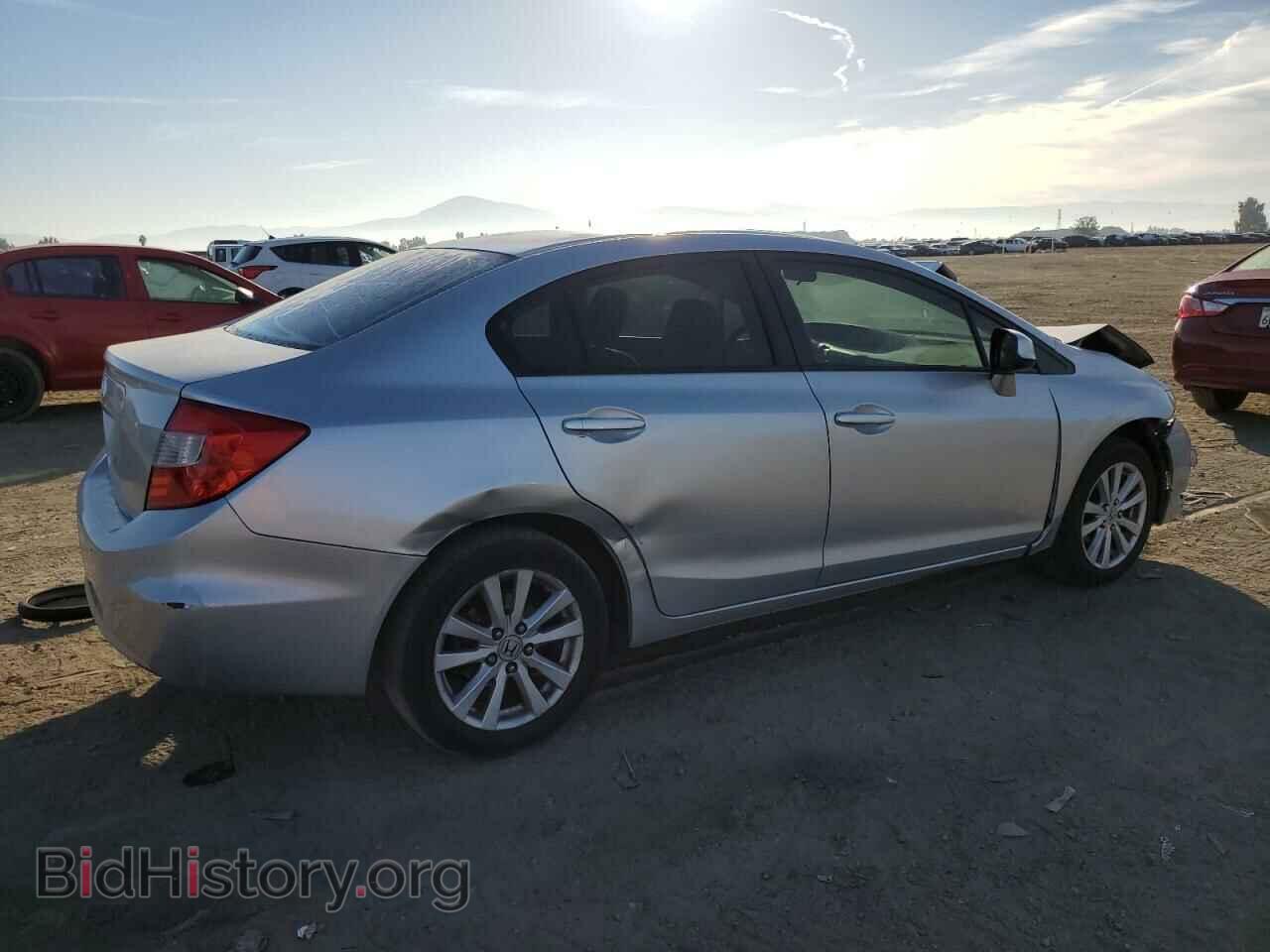 2012 HONDA CIVIC - VIN: 2HGFB2F83CH335493 - Фото 3