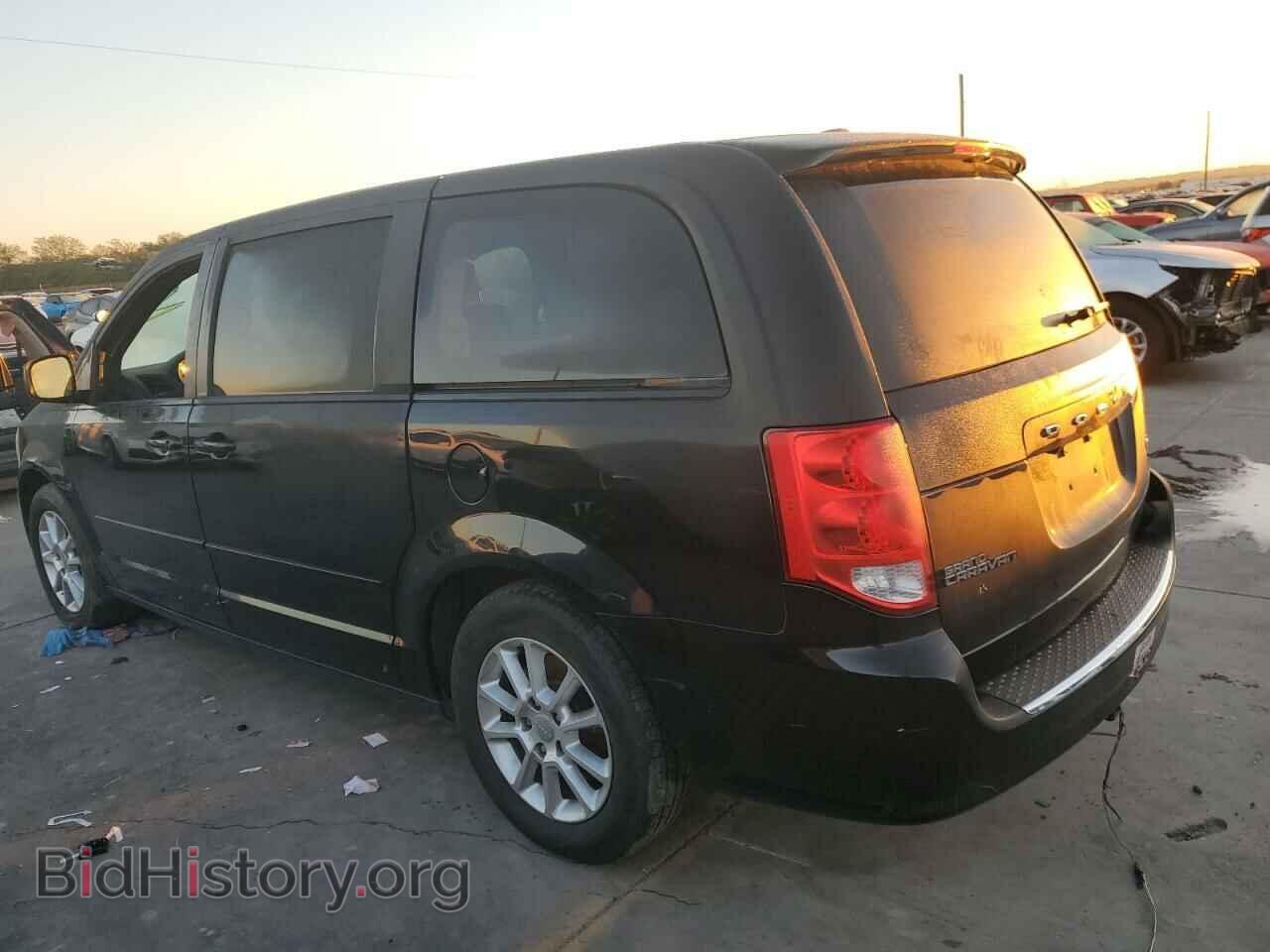 2013 DODGE CARAVAN - VIN: 2C4RDGEG4DR588183 - Фото 2