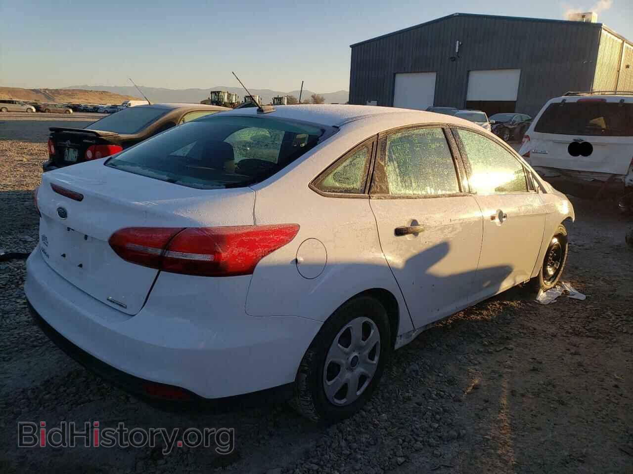 2016 FORD FOCUS - VIN: 1FADP3E26GL369727 - Фото 3