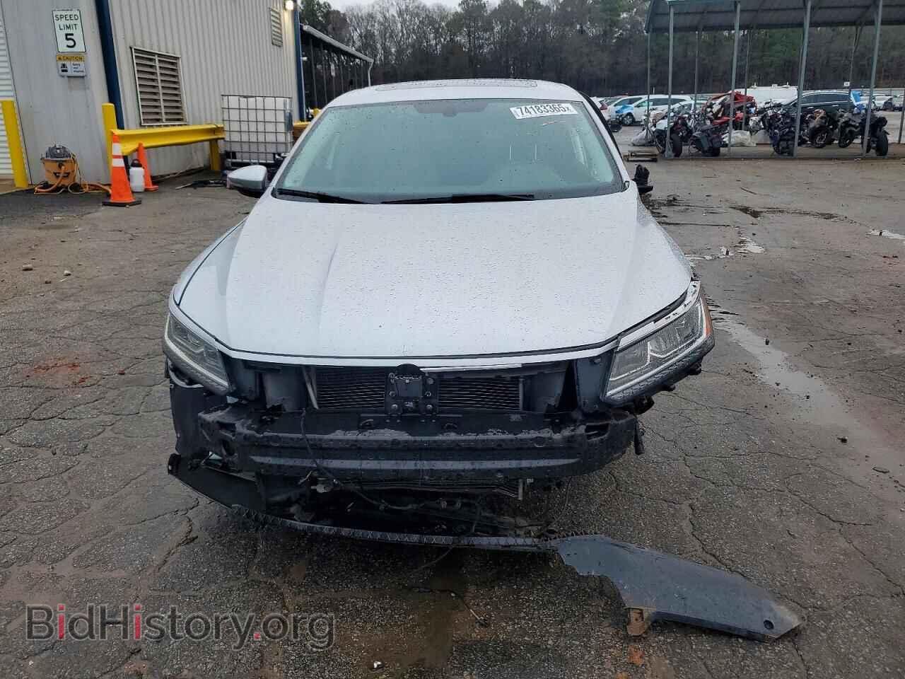 2017 VOLKSWAGEN PASSAT - VIN: 1VWGT7A31HC063736 - Фото 5