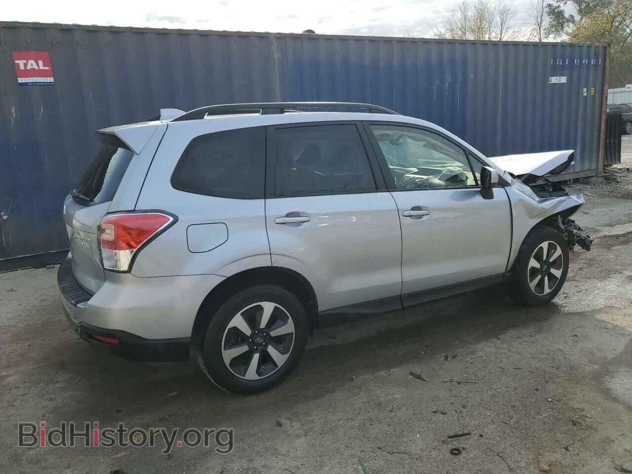 2017 SUBARU FORESTER - VIN: JF2SJAEC2HH803292 - Фото 3