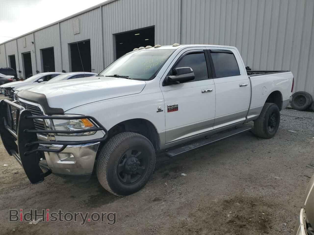 Photo 3D73Y3CL6AG156396 - DODGE All Models 2010