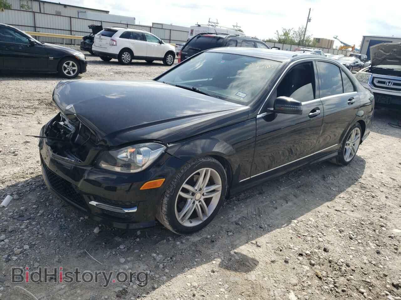 Фотография WDDGF4HB9EA965926 - MERCEDES-BENZ C-CLASS 2014