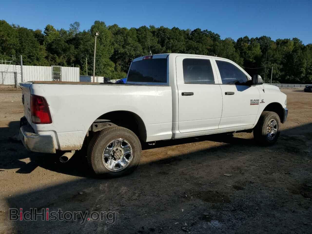 2018 RAM All Models - VIN: 3C6UR5CL8JG217083 - Фото 3