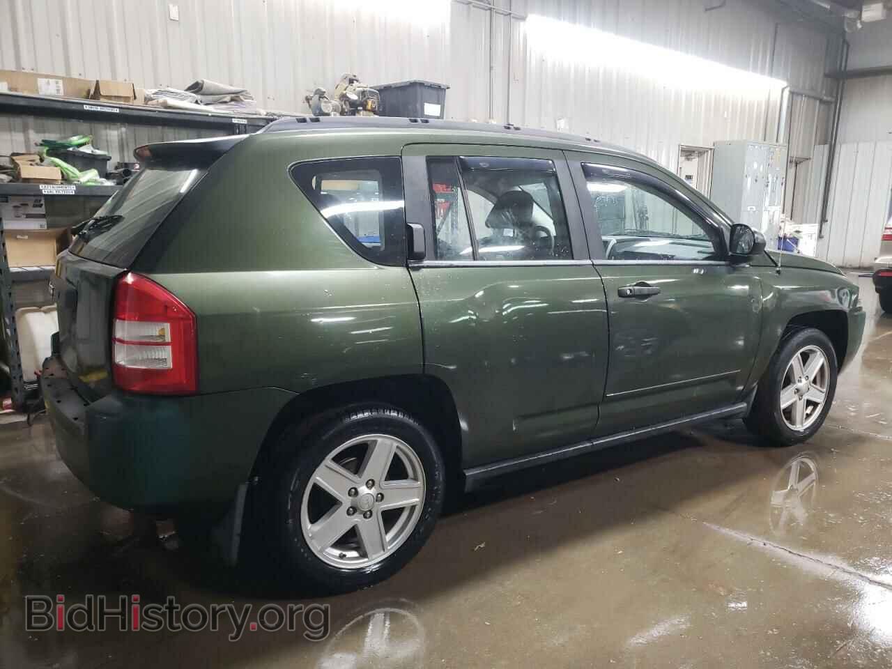 2008 JEEP COMPASS - VIN: 1J8FT47058D603358 - Фото 3