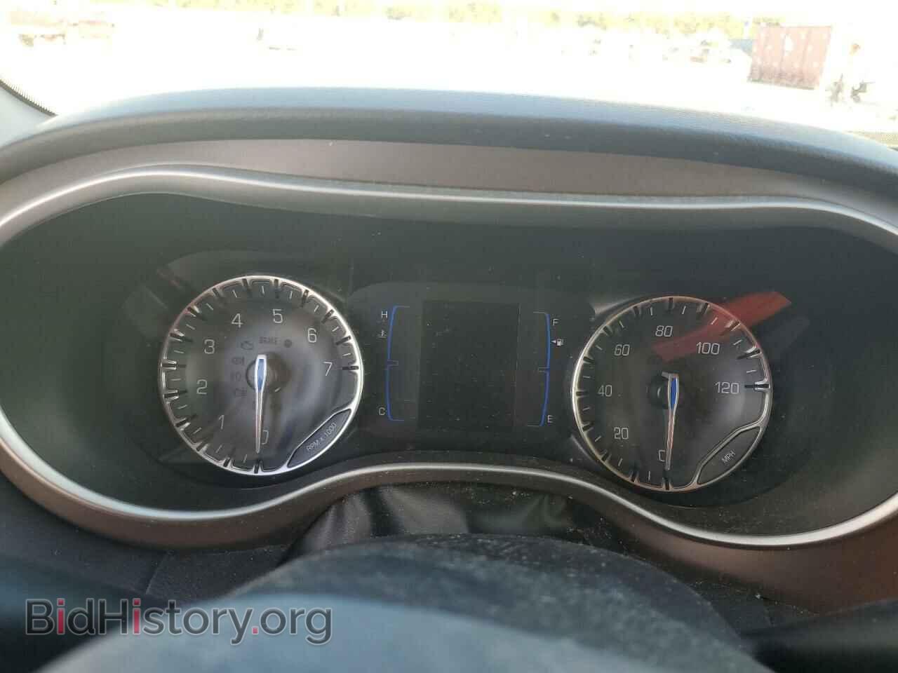 2019 CHRYSLER PACIFICA - VIN: 2C4RC1BG7KR732018 - Photo 9