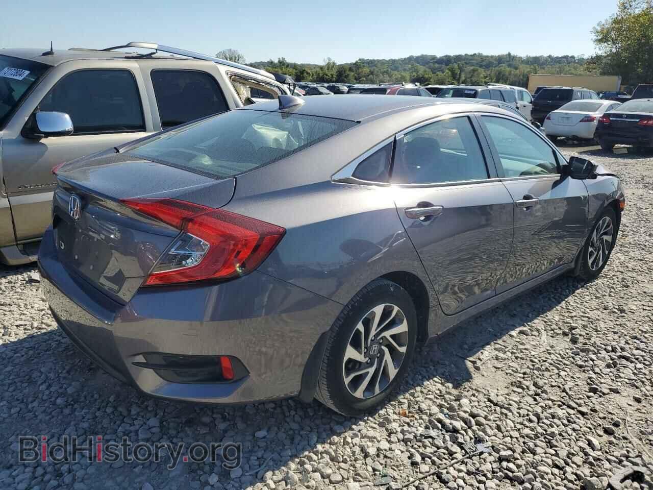 2018 HONDA CIVIC - VIN: 19XFC2F78JE036836 - Фото 3
