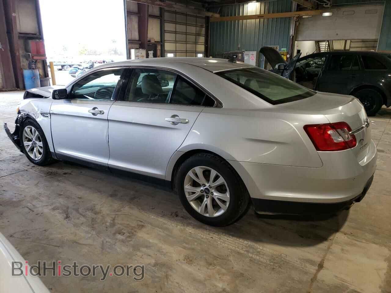 2012 FORD TAURUS - VIN: 1FAHP2EW3CG100585 - Фото 2