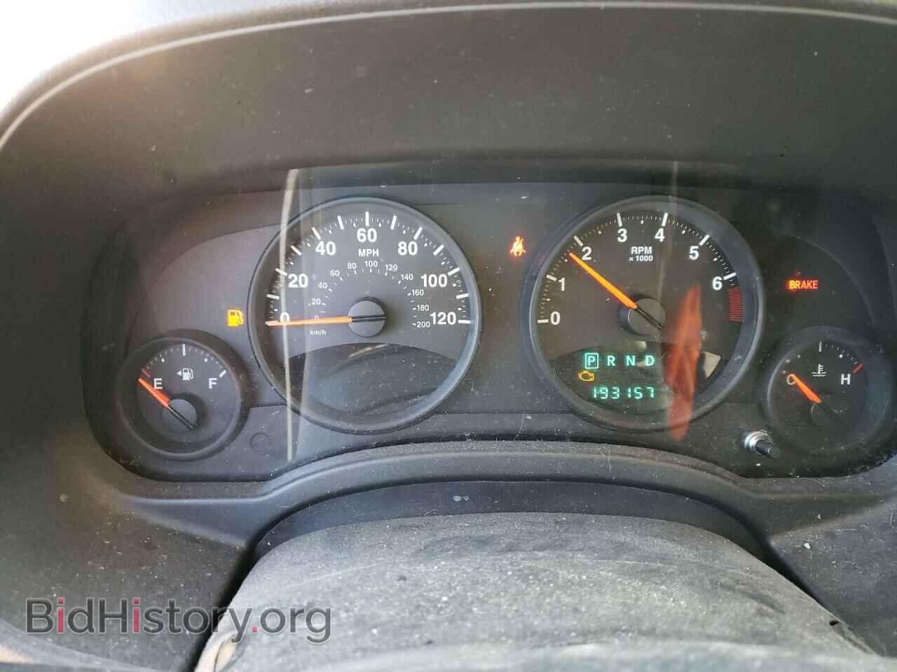 2010 JEEP COMPASS - VIN: 1J4NT1FB5AD626370 - Фото 9