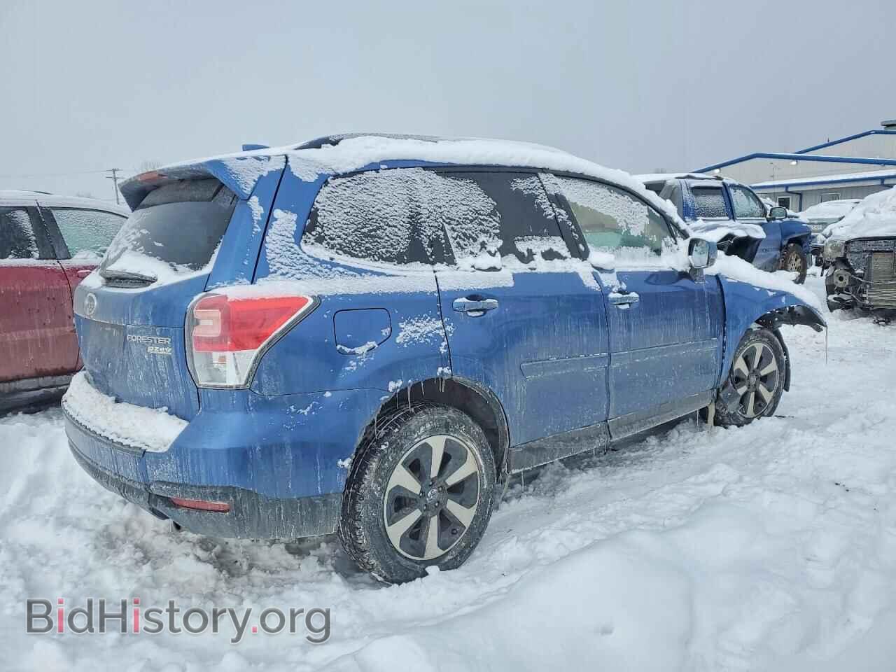 2017 SUBARU FORESTER - VIN: JF2SJAEC5HH555913 - Фото 3
