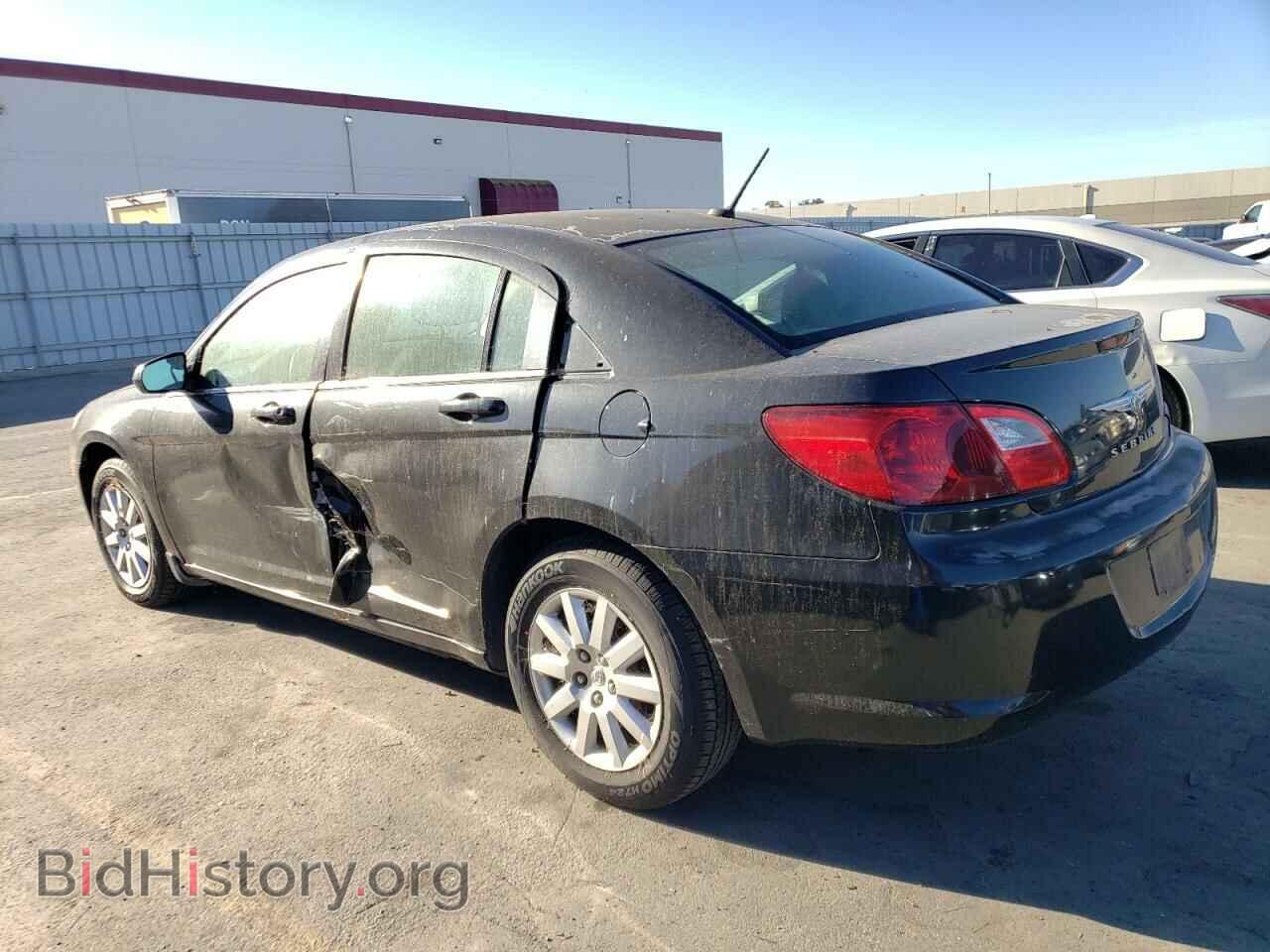 2010 CHRYSLER SEBRING - VIN: 1C3CC4FB2AN207048 - Фото 2