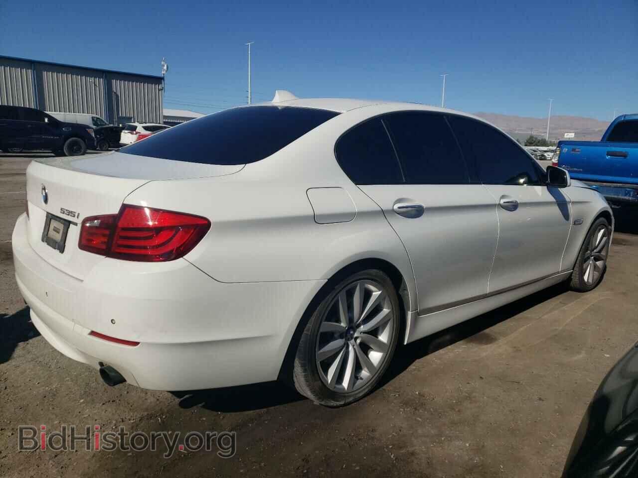 2011 BMW 5 SERIES - VIN: WBAFR7C59BC802609 - Фото 3
