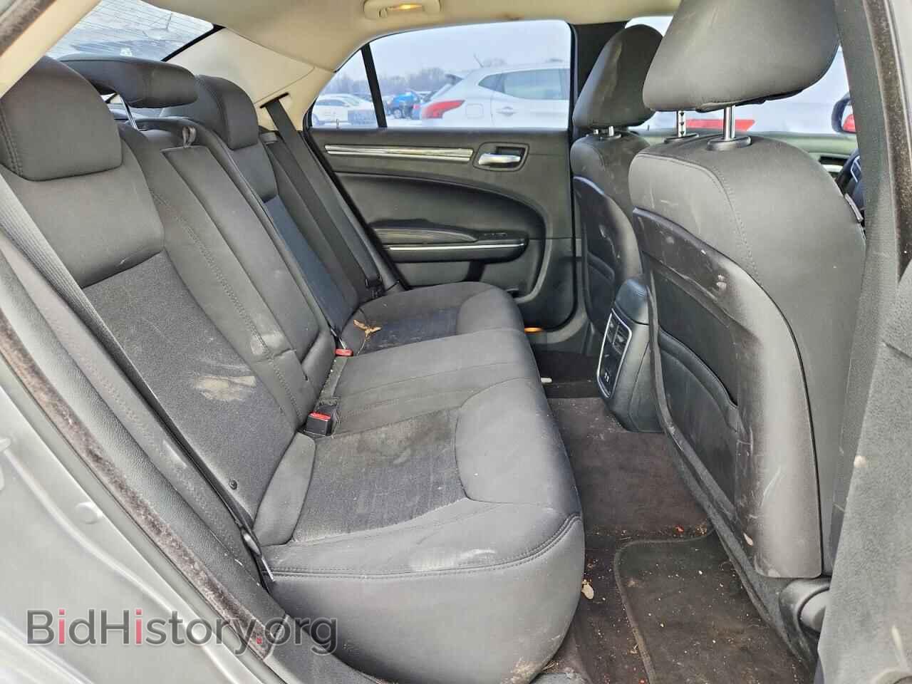 2018 CHRYSLER 300 - VIN: 2C3CCAAG8JH253980 - Фото 10
