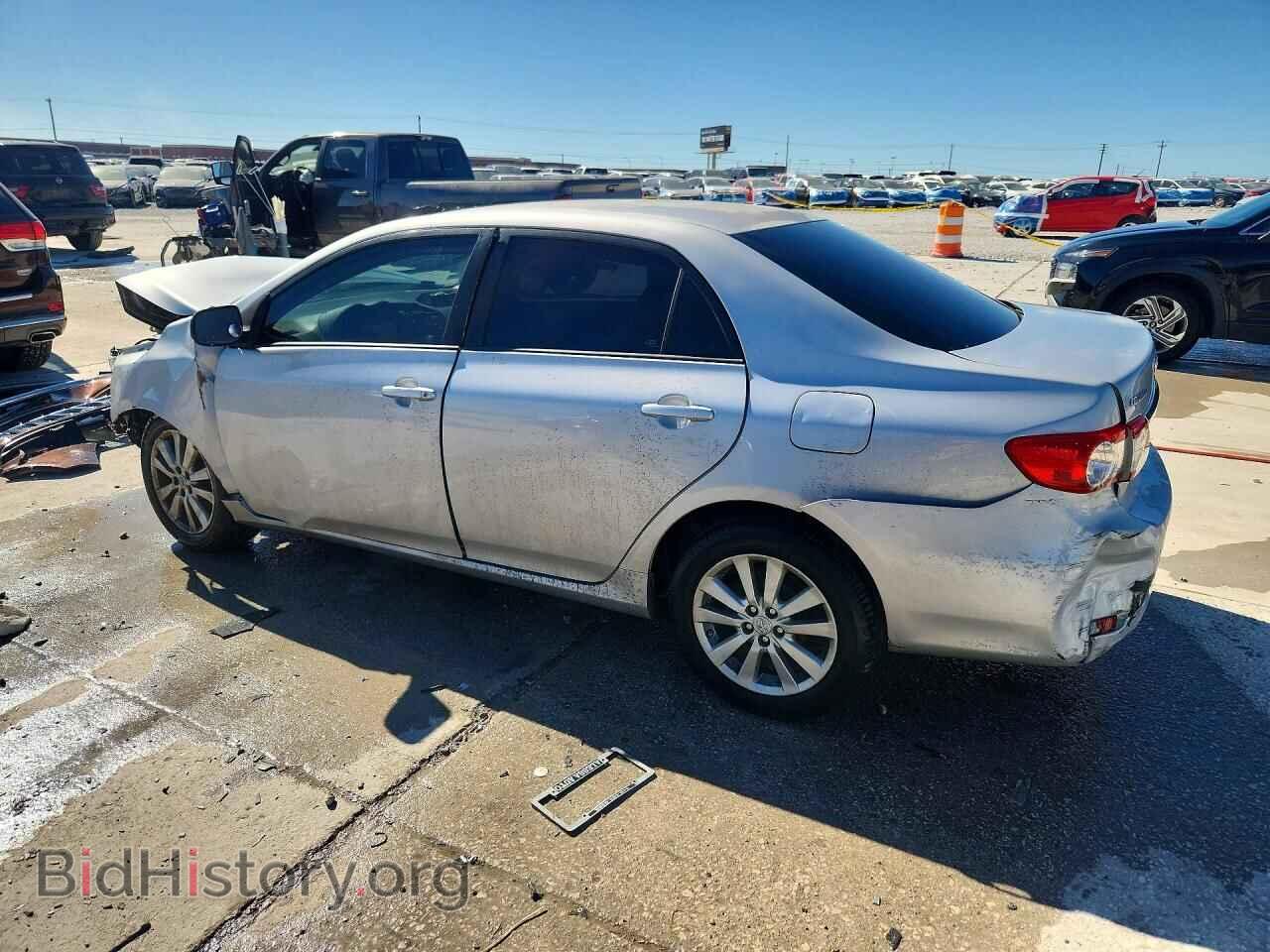 2011 TOYOTA COROLLA - VIN: 2T1BU4EE2BC628675 - Фото 2