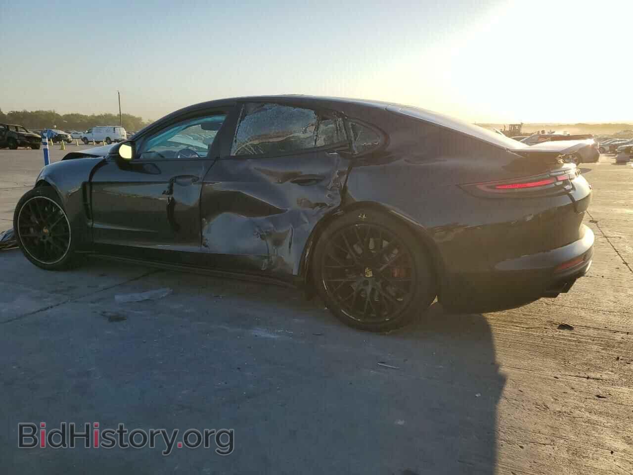 2017 PORSCHE PANAMERA - VIN: WP0AF2A79HL153268 - Фото 2