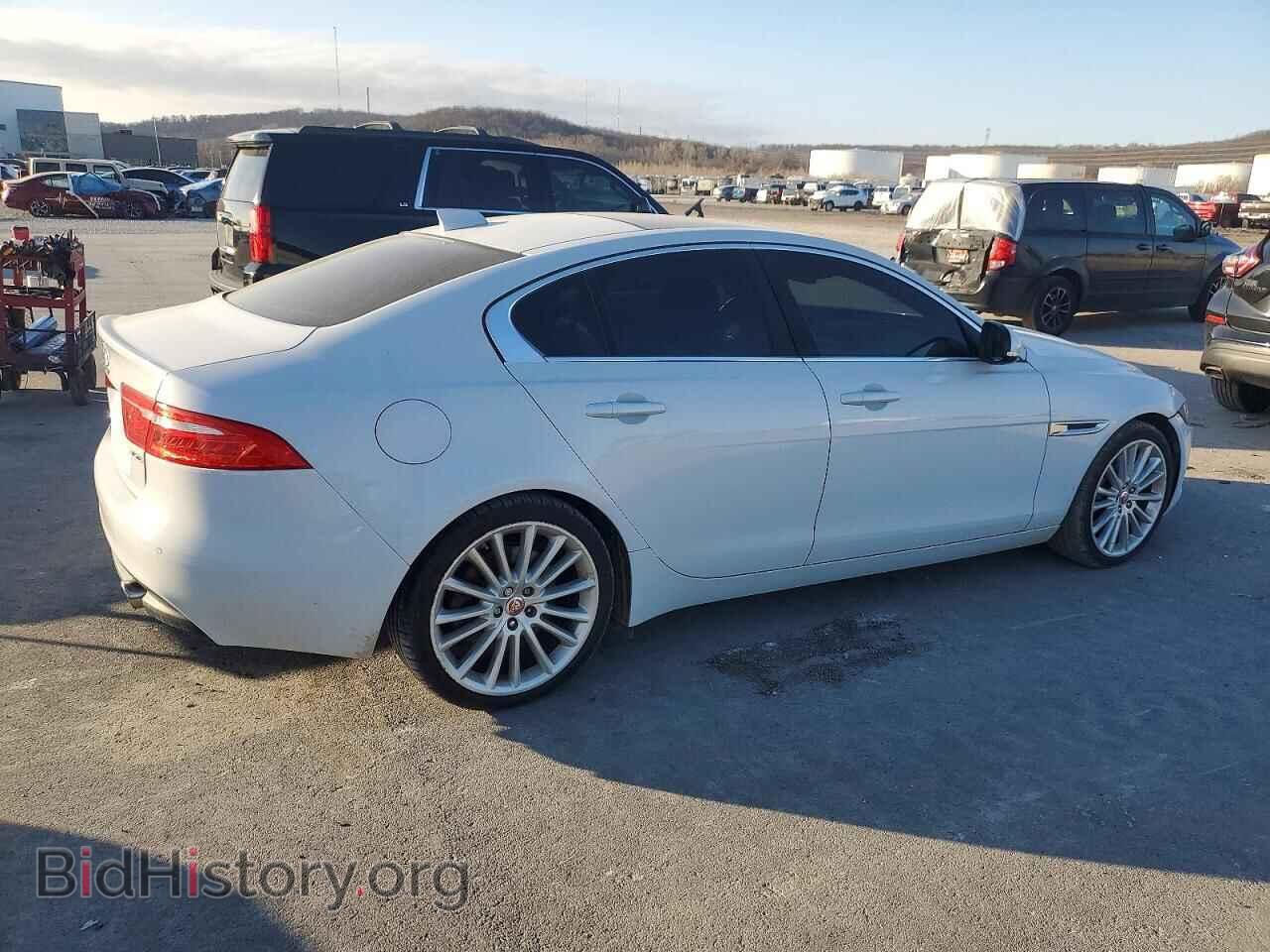 2017 JAGUAR XE - VIN: SAJAH4BV4HA946591 - Фото 3