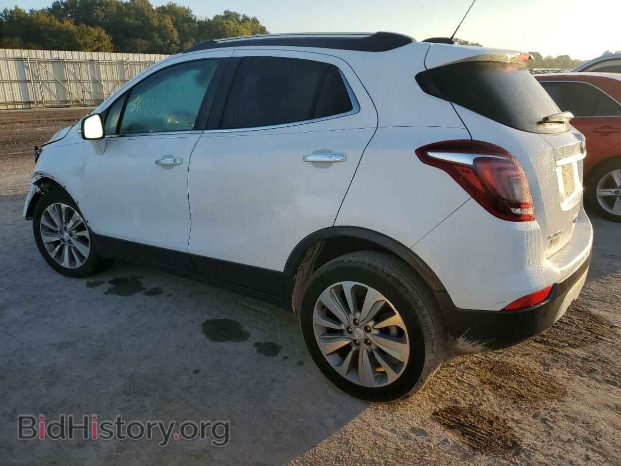2018 BUICK ENCORE - VIN: KL4CJASB2JB636658 - Photo 2