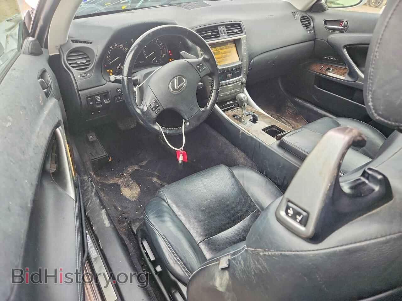 2010 LEXUS IS 250C - VIN: JTHFF2C20A2502481 - Photo 8