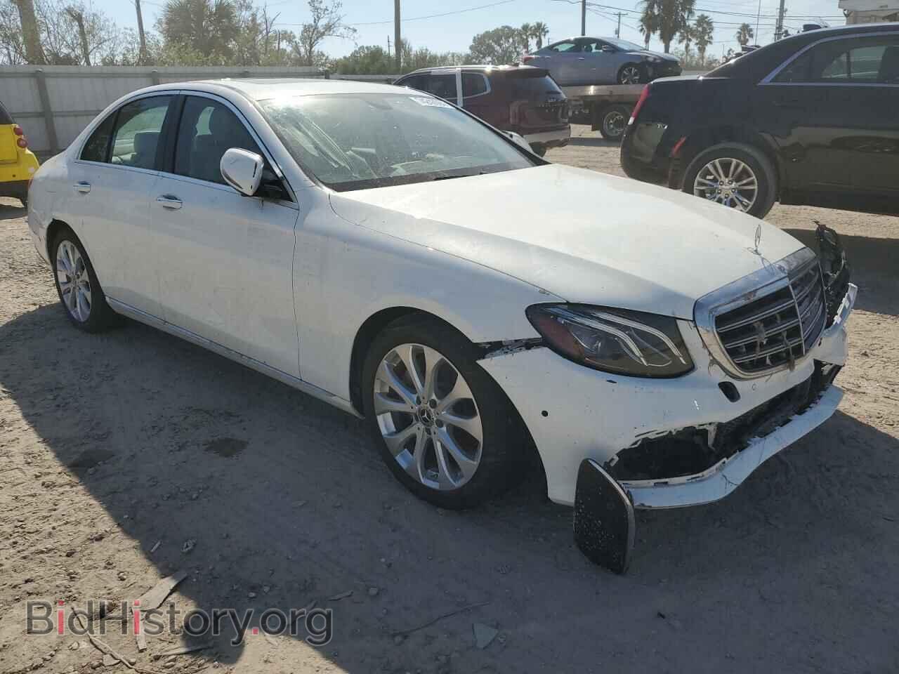 2018 MERCEDES-BENZ E-CLASS - VIN: WDDZF4JB7JA478737 - Фото 4