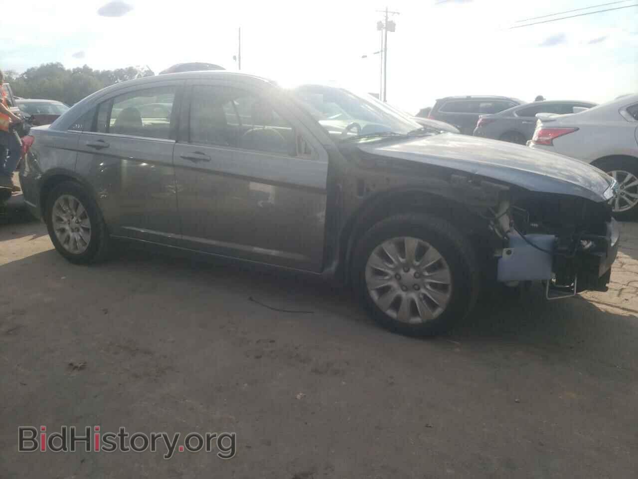 2012 CHRYSLER 200 - VIN: 1C3CCBAB9CN163287 - Фото 4