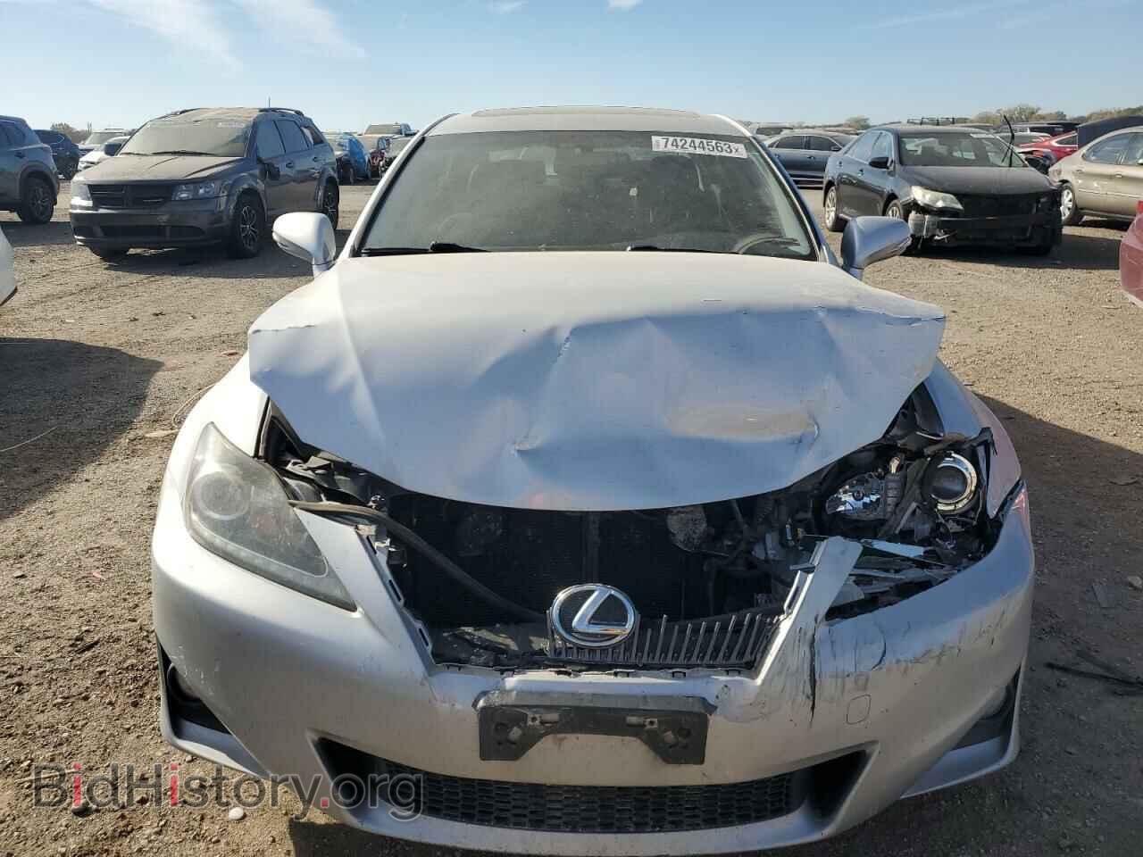 2011 LEXUS IS - VIN: JTHCF5C23B5052720 - Photo 5