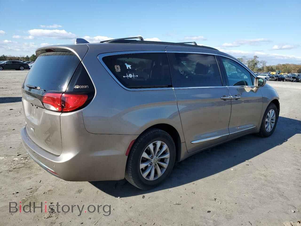 2017 CHRYSLER PACIFICA - VIN: 2C4RC1BG4HR739744 - Photo 3