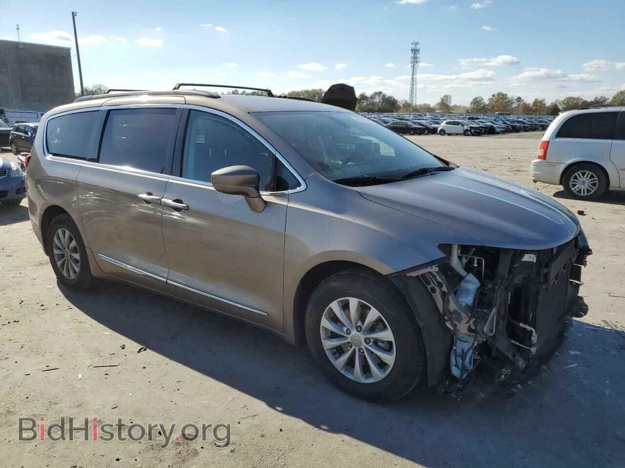 2017 CHRYSLER PACIFICA - VIN: 2C4RC1BG4HR739744 - Photo 4