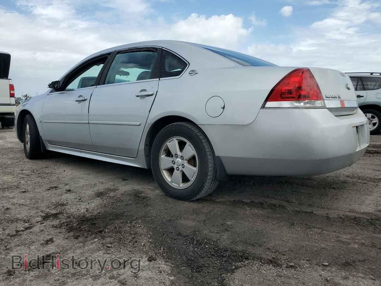 2009 CHEVROLET IMPALA - VIN: 2G1WT57N091323023 - Фото 2