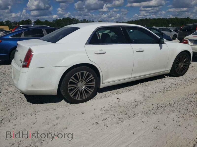 2012 Chrysler 300 (VIN 2C3CCABG0CH274212) — фото 3 из 12