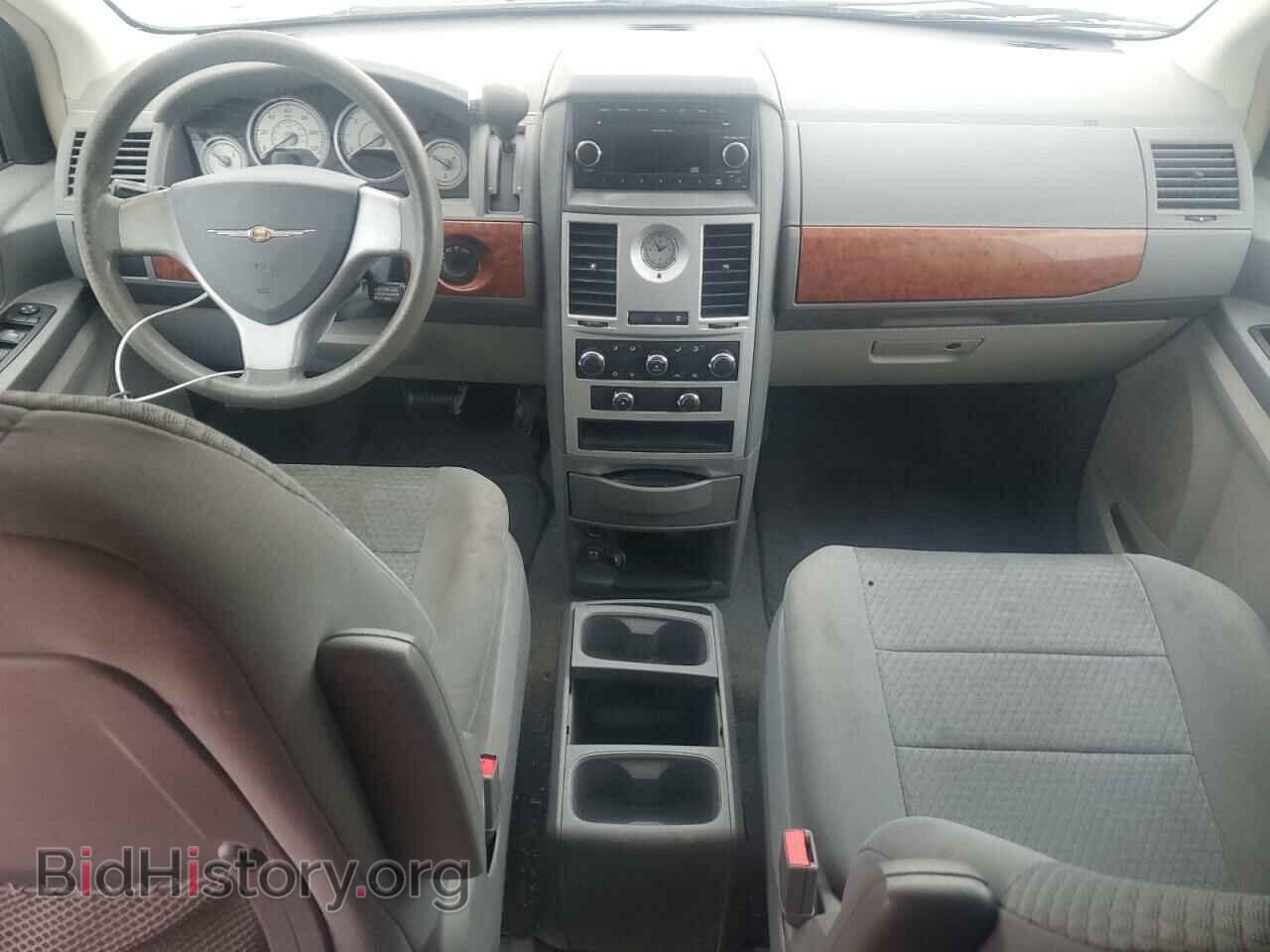 2009 CHRYSLER MINIVAN - VIN: 2A8HR44E69R606954 - Фото 8