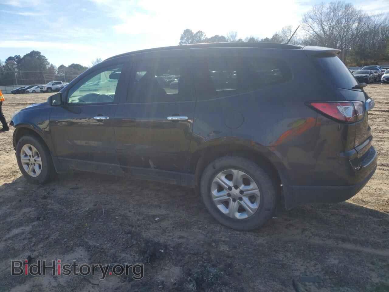 2015 CHEVROLET TRAVERSE - VIN: 1GNKVFED4FJ121083 - Фото 2