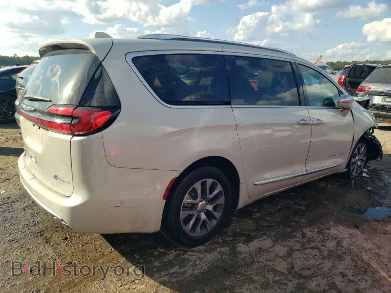2021 CHRYSLER PACIFICA - VIN: 2C4RC1N78MR565988 - Фото 3