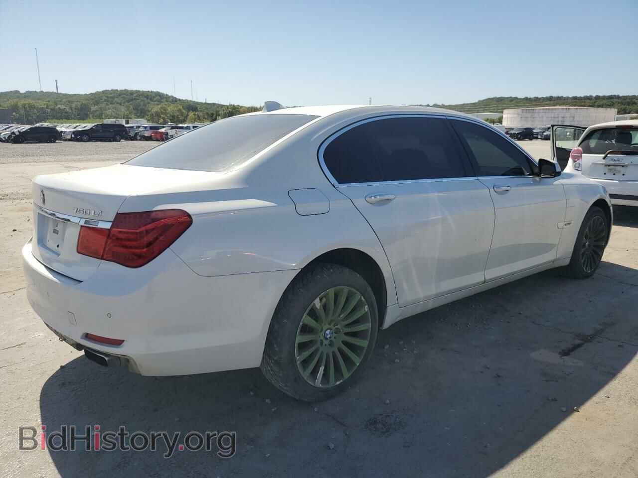 2012 BMW 7 SERIES - VIN: WBAKB8C54CC964366 - Фото 3