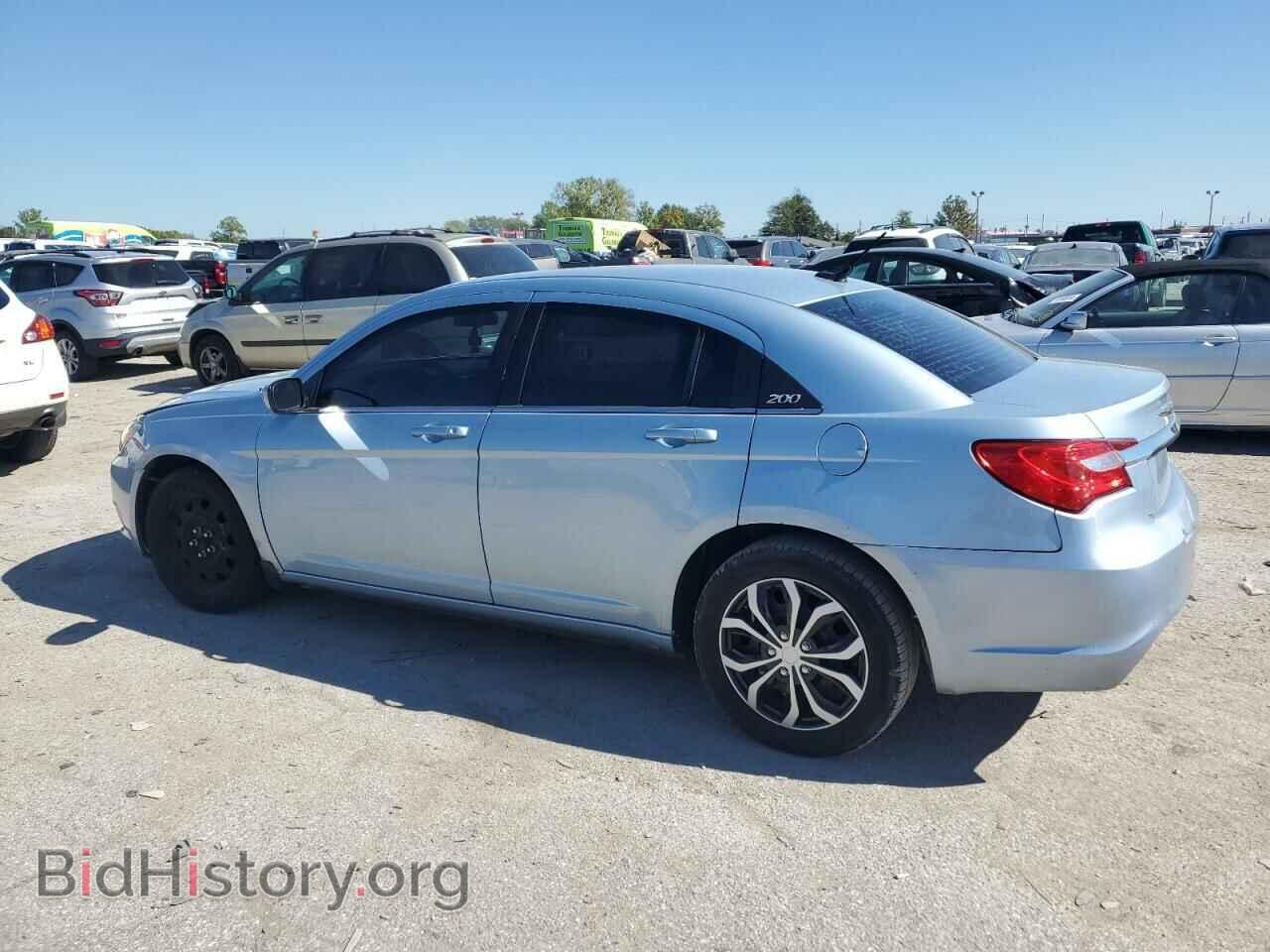 2012 CHRYSLER 200 - VIN: 1C3CCBAB1CN330628 - Фото 2