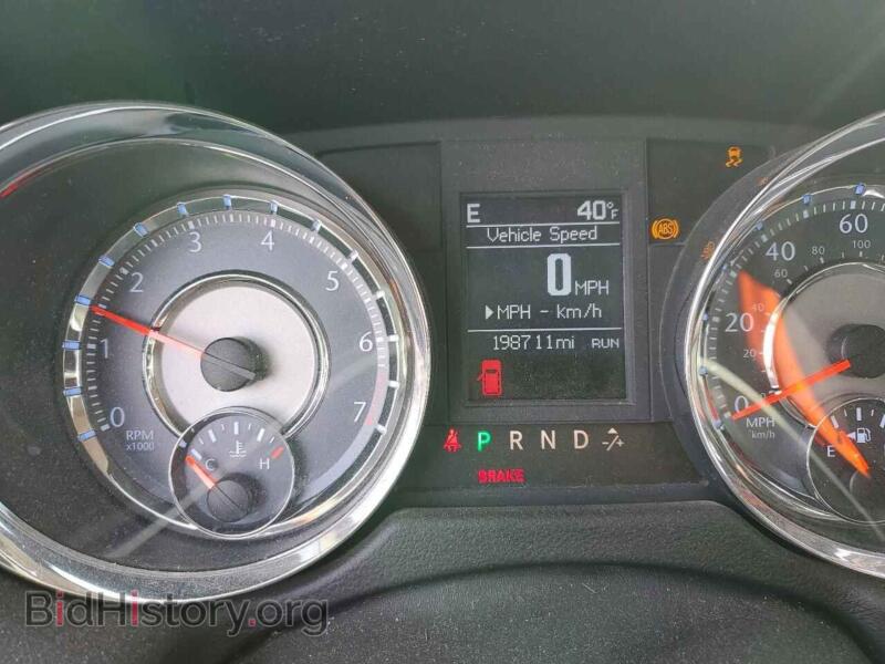 2011 Chrysler MINIVAN (VIN 2A4RR8DG3BR667778) — photo 9 of 13