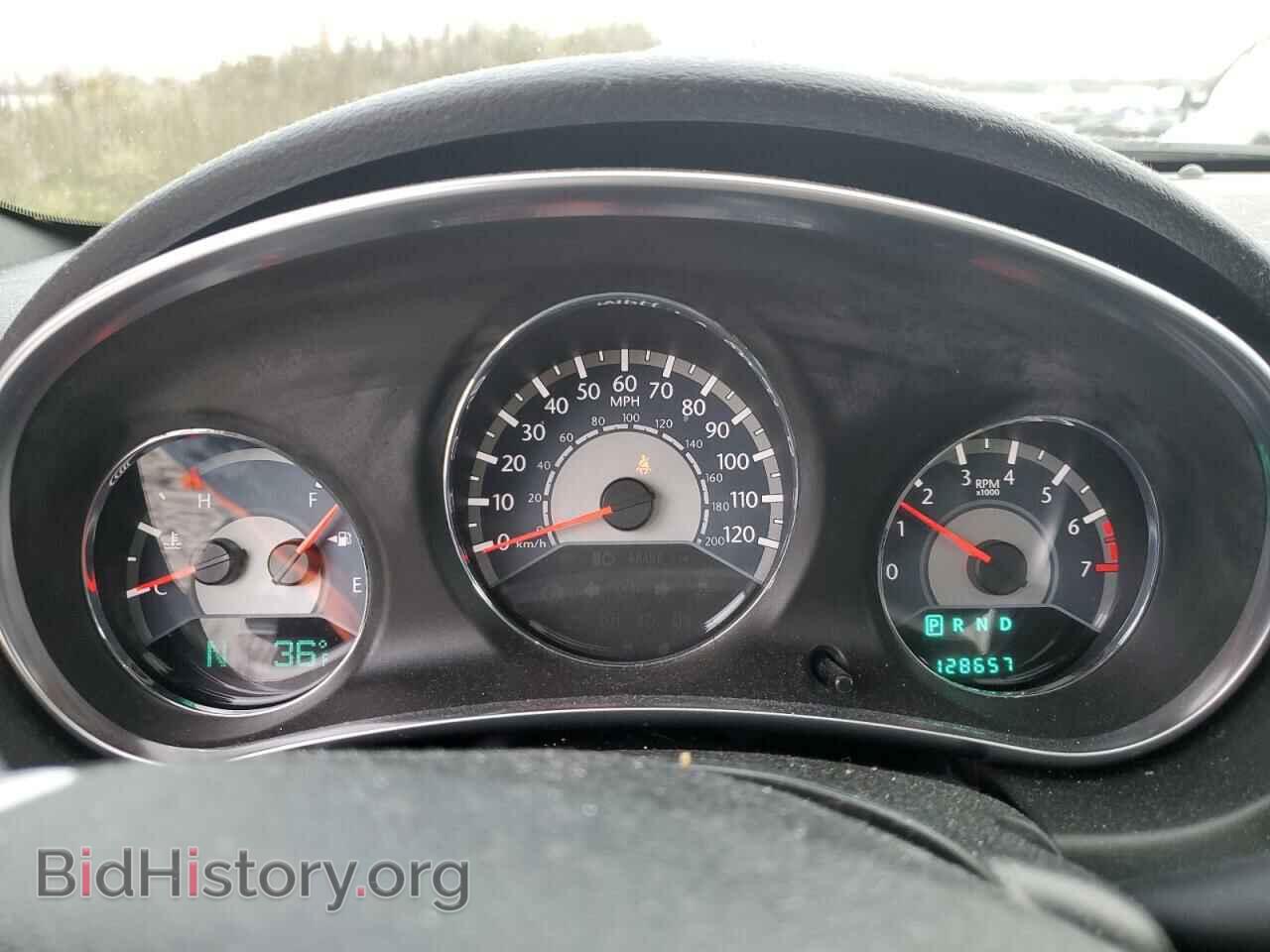 2012 CHRYSLER 200 - VIN: 1C3CCBCB2CN302379 - Photo 9
