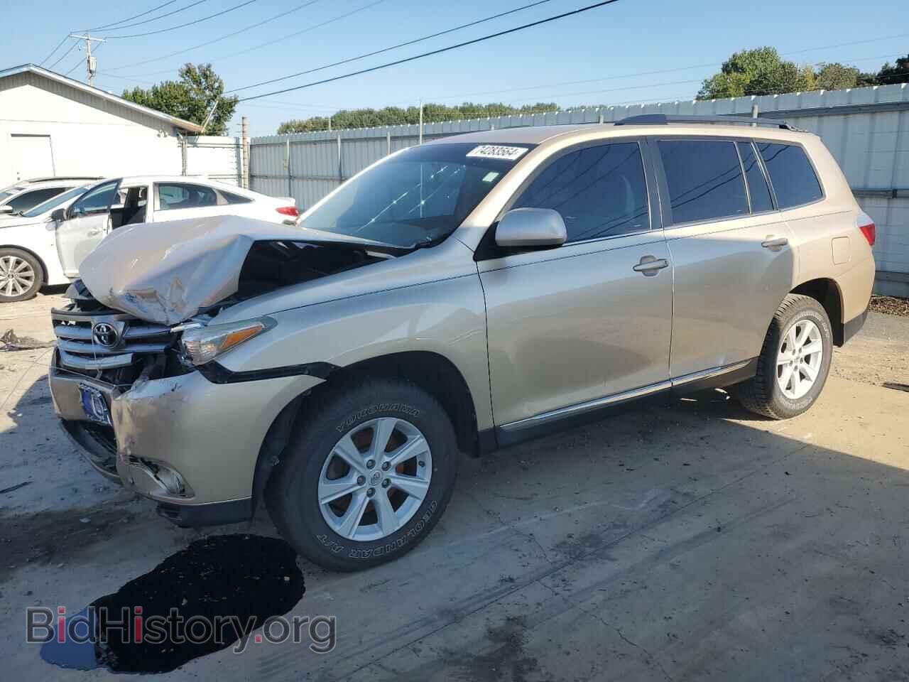 Photo 5TDZK3EH8DS108659 - TOYOTA HIGHLANDER 2013
