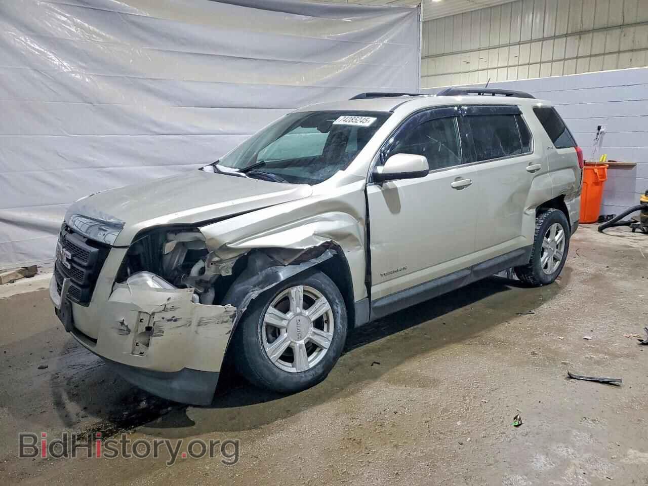 Фотография 2GKFLWE35E6366191 - GMC TERRAIN 2014