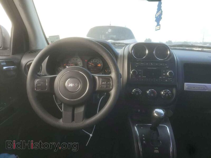2015 Jeep COMPASS (VIN 1C4NJCBB3FD420355) — фото 8 из 13