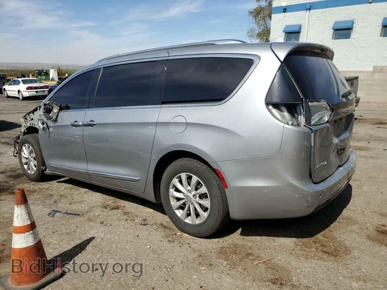 2018 CHRYSLER PACIFICA - VIN: 2C4RC1BG6JR237128 - Фото 2