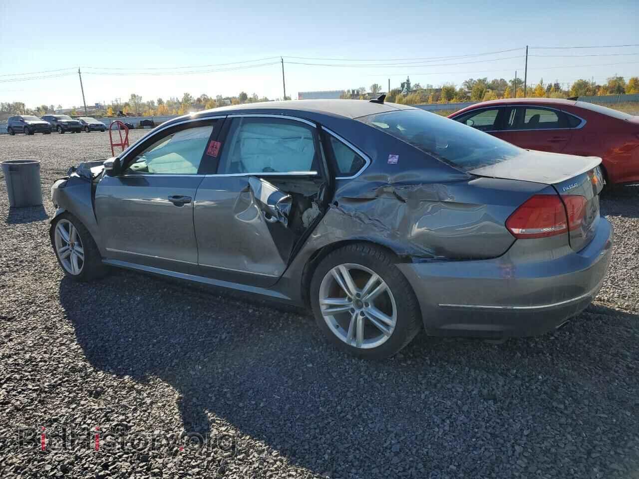 2015 VOLKSWAGEN PASSAT - VIN: 1VWCS7A33FC028906 - Фото 2